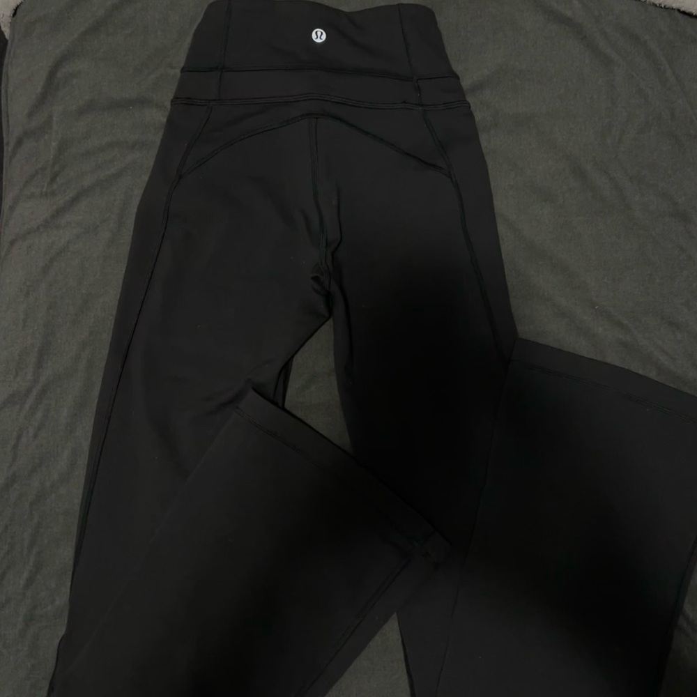 Lululemon High Rise Flare Leggings Sz 2 - Picture 2 of 2
